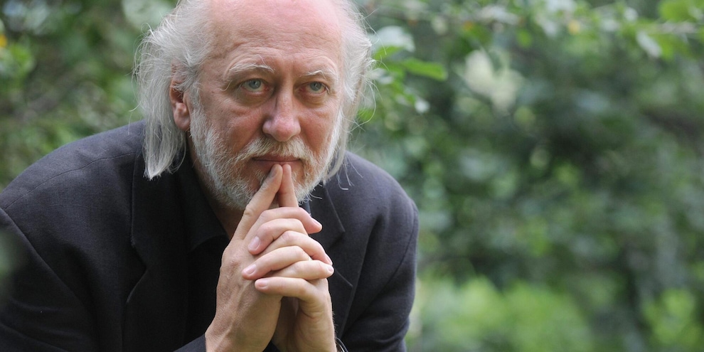 
            
            Nobel Krasznahorkai abbandona scrittura, ultimo libro 2026
          