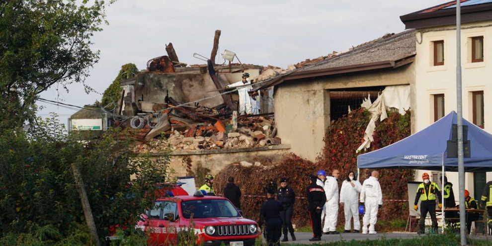 Esplosione nel Veronese, Procura contesta reato strage
Esplosione nel Veronese, Procura contesta reato strage
