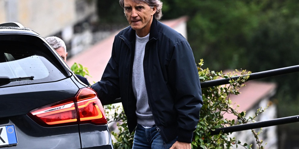 
            
            Mancini agli amici, "potrei andare al Manchester United"
          