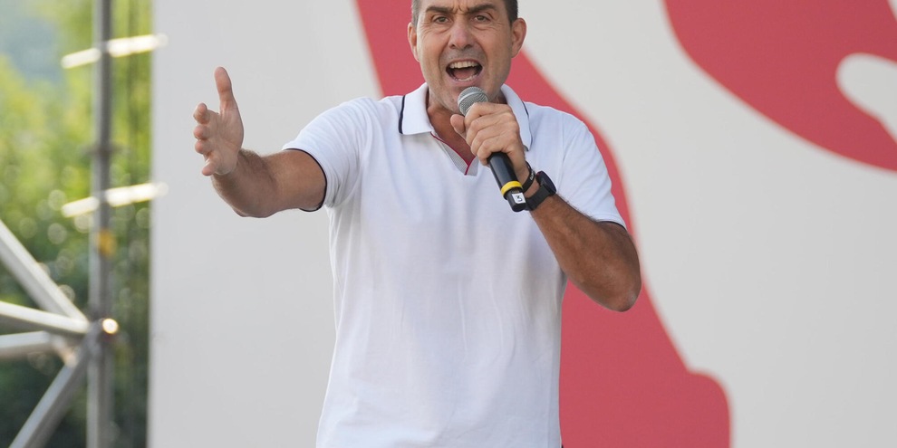 
            
            Lega, team Vannacci non siano realtà politiche alternative
          