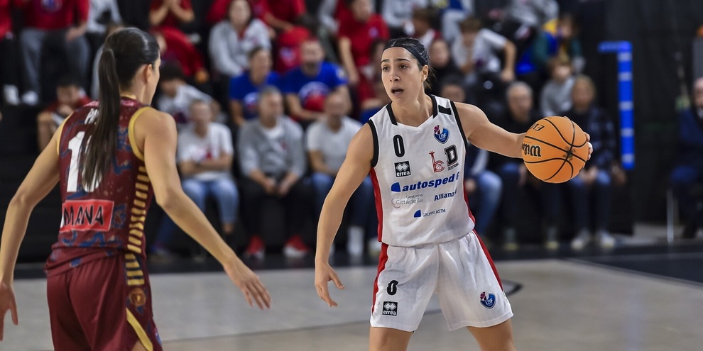 BCC Derthona lotta ma cede alla Reyer Venezia
