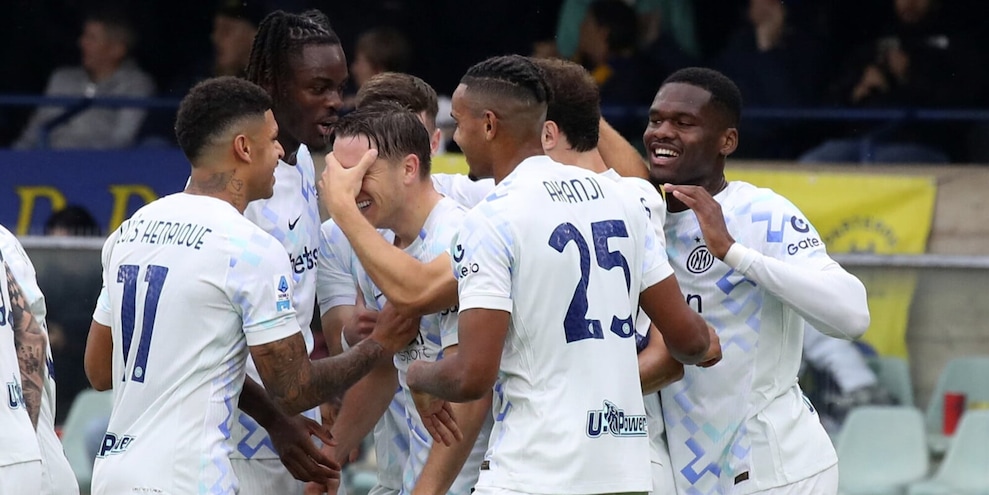 Inter, dopo Zielinski c'è l'autogol all'ultimo respiro: Verona ko tra le polemiche