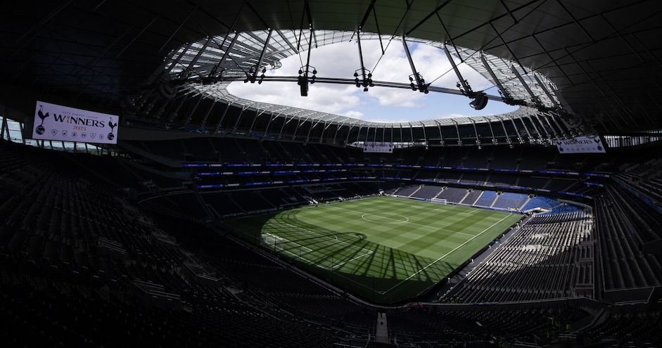 Minacciato con una pistola dall'agente: l'italiano da 60 milioni in Premier sotto shock