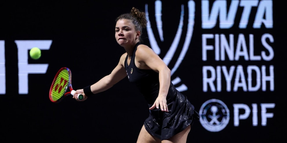 Paolini saluta le Finals con una sconfitta: Pegula si impone in due set