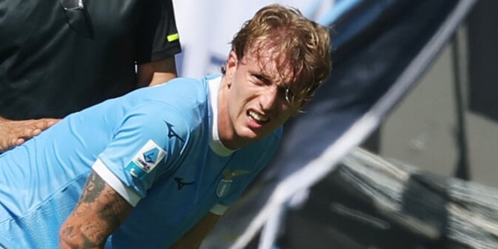 Rovella si opera: cosa è successo all'ex Juve e quando tornerà a disposizione di Sarri
