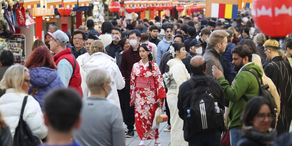 Cina-Giappone, stop ai viaggi per la crisi diplomatica
Cina-Giappone, stop ai viaggi per la crisi diplomatica