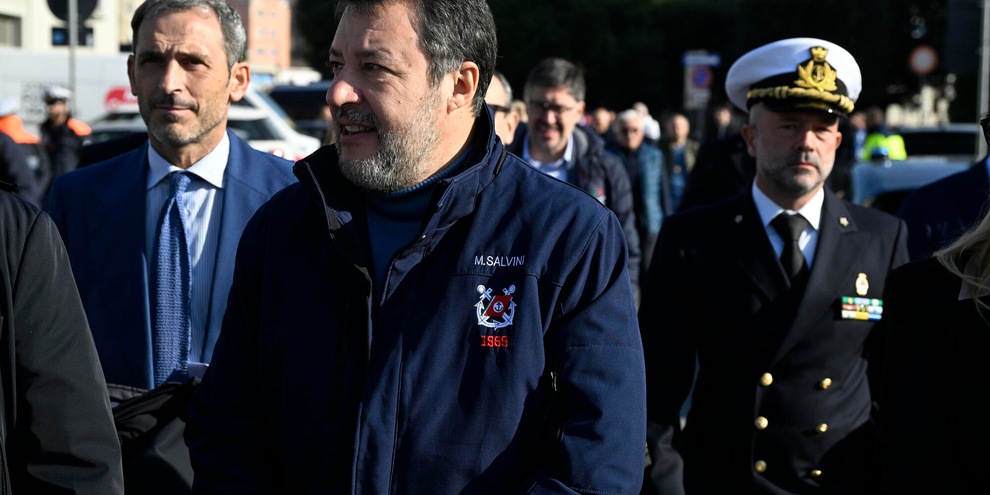 Salvini, uso asset russi per Ucraina estremamente pericoloso
Salvini, uso asset russi per Ucraina estremamente pericoloso