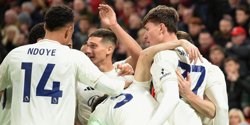 Savona stende il Liverpool con il suo Nottingham, Chelsea ok e vede la vetta. City: ko a Newcastle
