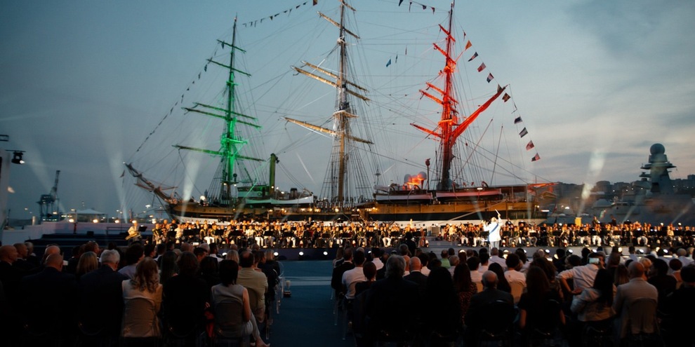 Tour Vespucci-Villaggio Italia premiato agli Oscar degli eventi
Tour Vespucci-Villaggio Italia premiato agli Oscar degli eventi