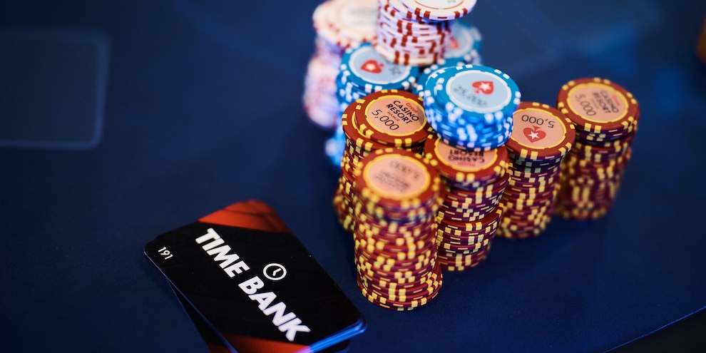 Alex Foxen: “Foldare è un’arma, non significa perdere ma…”
