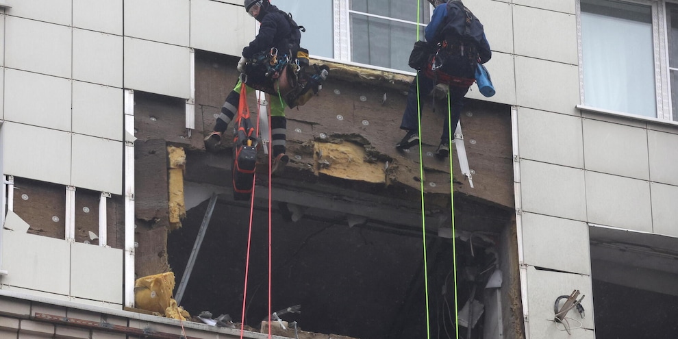 
            
            Mosca, durante la notte abbattuti 45 droni ucraini
          