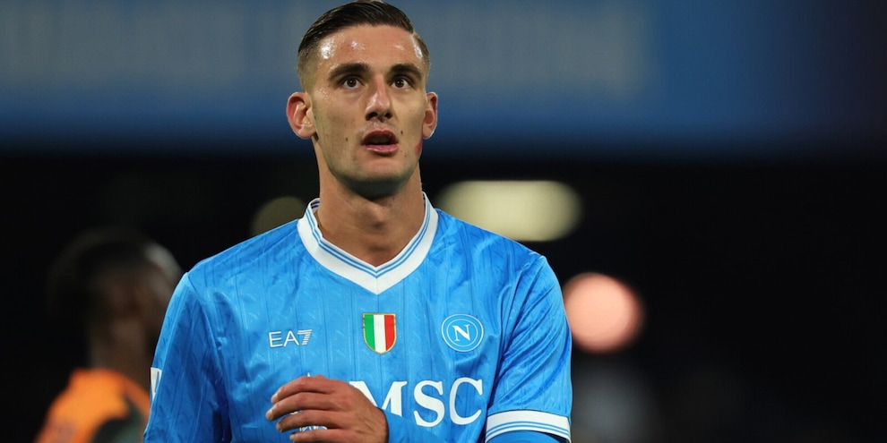 Napoli-Cagliari: formazioni ufficiali, orario e dove vedere in tv e streaming la Coppa Italia
