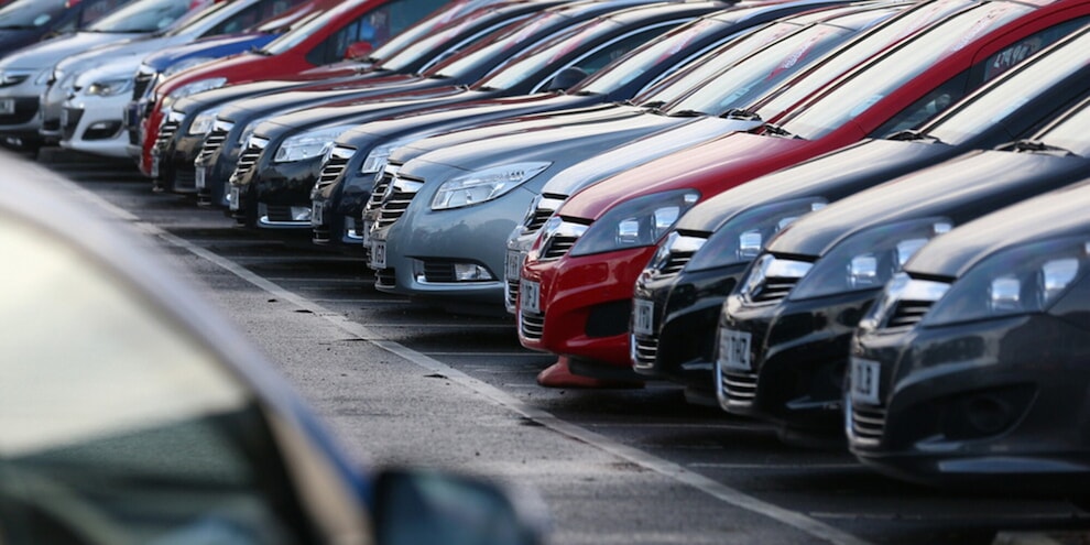 A novembre il mercato auto resta stabile A novembre il mercato auto resta stabile