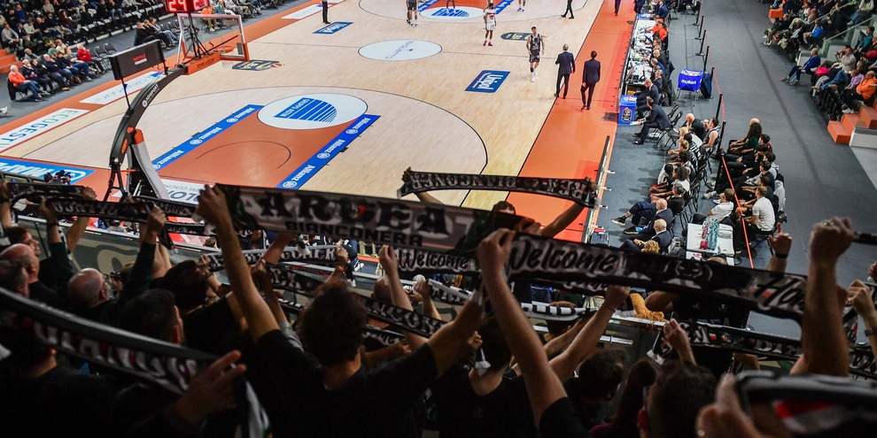 Derthona Basket: i biglietti per l'ultima sfida del 2025 contro Reggio Emilia 
