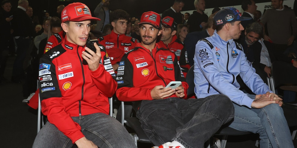 Marquez gela Ducati, Bagnaia la riscalda