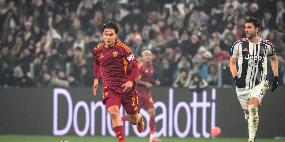 Emma, Dybala e "L'amore non mi basta" dei tifosi Juve: l'effetto Tiktok risuona allo Stadium
