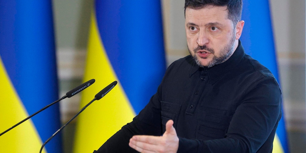 
            
            Zelensky, 'incontrerò Donald Trump prossimamente'
          