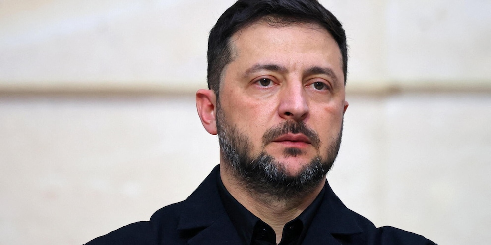 
            
            Zelensky annuncia, 'cambio il ministro della Difesa'
          