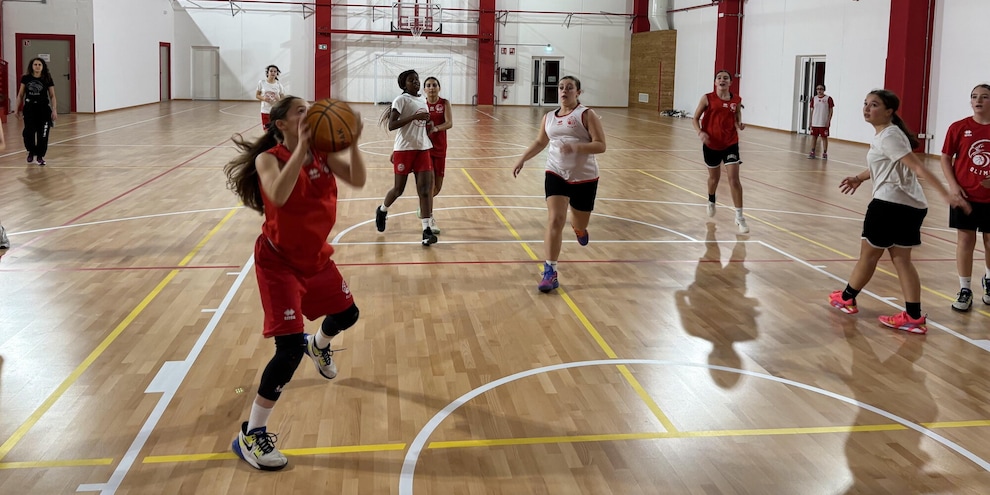 Olimpo Basket: nuova "palestra dei Licei" ad Alba
