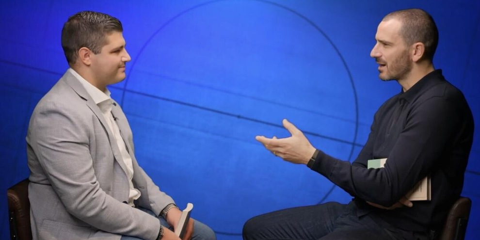 Online la nuova puntata di ‘Speak Out!’, Bonucci e Cazzato contro il bullismo