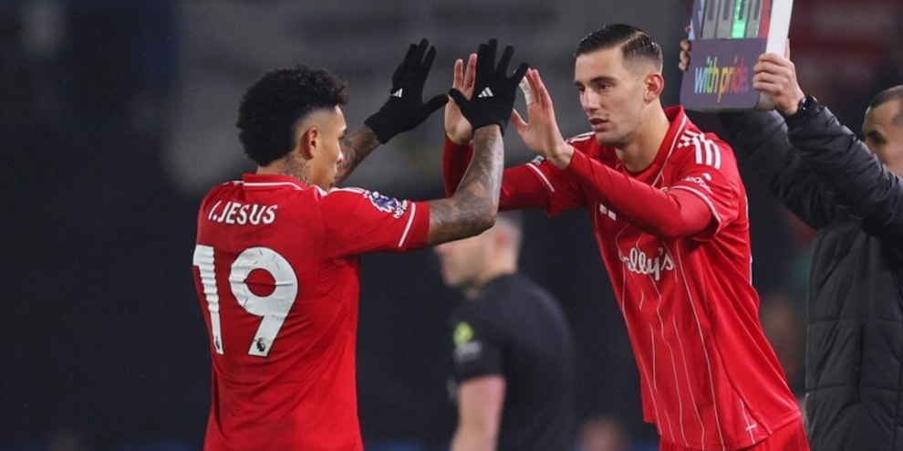 Lucca gol all'esordio, ma il Nottingham va ko: tris del Leeds con l'altro ex Napoli