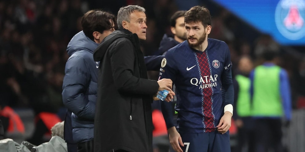 Psg, disfatta in campionato: primo posto a rischio. Tris Monaco, a segno Zakaria. Goleada Borussia