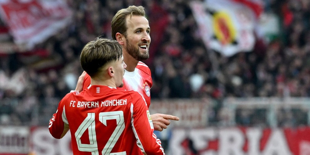 Bayern, Kane e Goretzka stendono il Werder Brema. Hoffenheim a valanga sul Friburgo, Amburgo ok