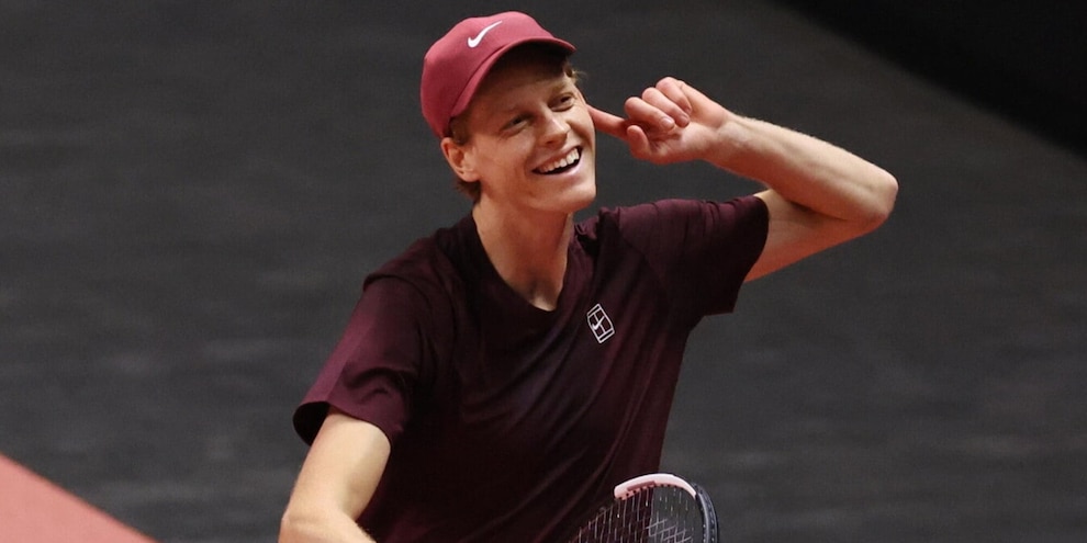 Sinner torna in campo e vince in scioltezza a Doha: Machac ko, ecco chi affronta al secondo turno