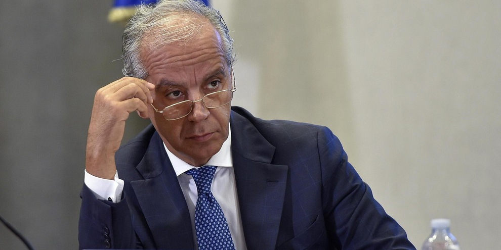 
            
            Piantedosi, impugneremo sentenze su Sea watch
          