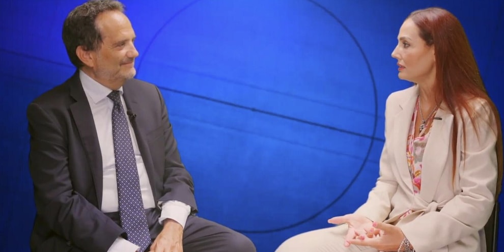 Online la nuova puntata di ‘Speak Out!’, protagoniste la storia e la diplomazia Online la nuova puntata di ‘Speak Out!’, protagoniste la storia e la diplomazia