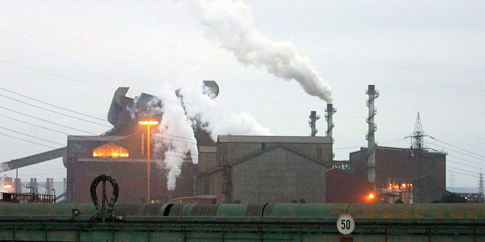 
            
            Ex Ilva: sindacati, i commissari impugneranno la sentenza
          