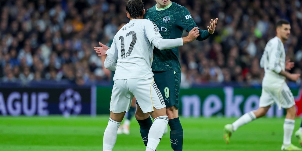 
            
            Champions: Real Madrid-Manchester City, spettacolo al Bernabeu
          