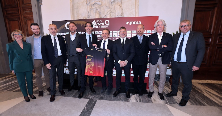Acea Run Rome The Marathon presentata in Campidoglio Acea Run Rome The Marathon presentata in Campidoglio
