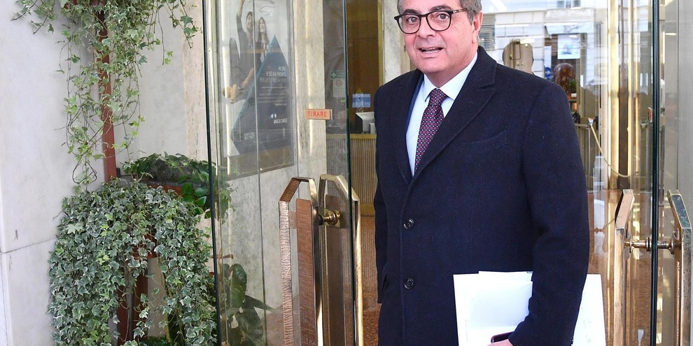 Sileoni (Fabi), i tassi delle banche sono troppo alti, serve azione condivisa
Sileoni (Fabi), i tassi delle banche sono troppo alti, serve azione condivisa