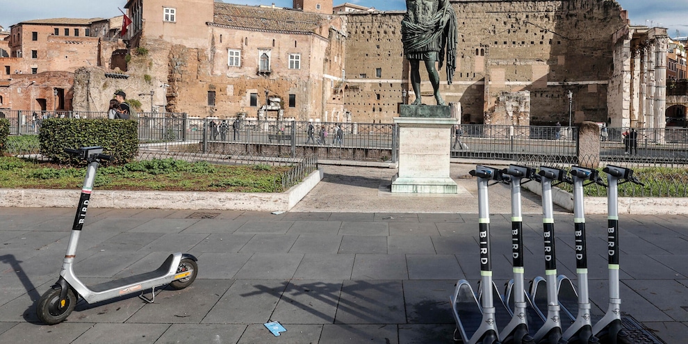 
            
            Assosharing, targa monopattini inaccettabile. Una tassa mascherata
          