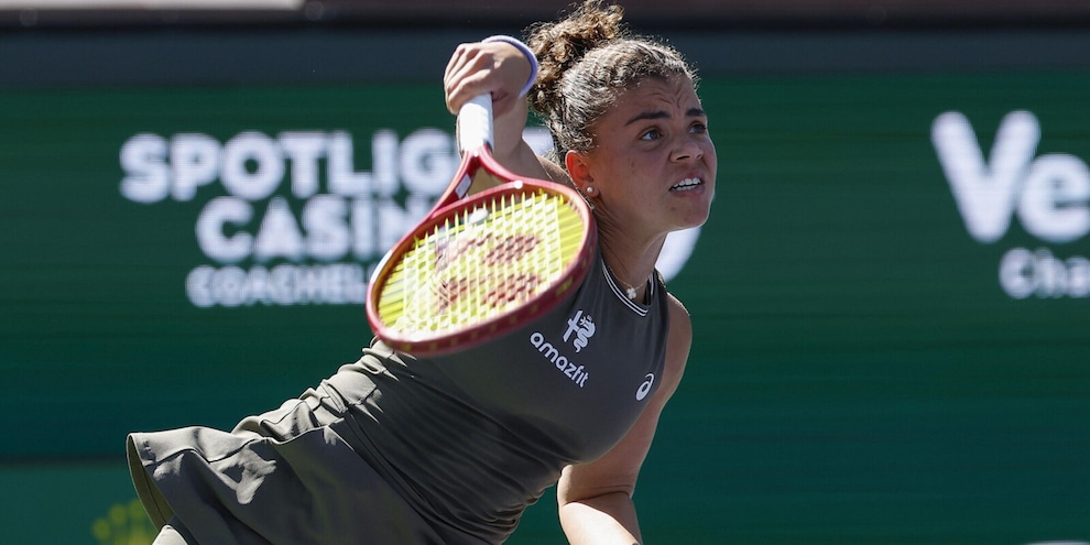 Paolini eliminata a Miami: Ostapenko rimonta Jasmine e vola agli ottavi
