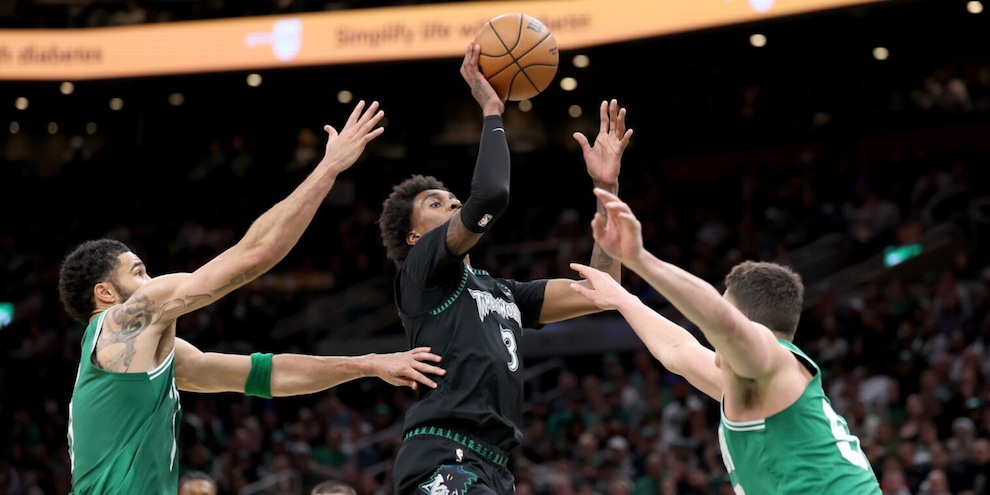 Minnesota passa a Boston dopo 21 anni! Jokic dominante: Portland ko. Bene New York e Phoenix