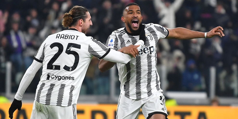 Rabiot, siparietto social Juve: il commento che prende in giro... Bremer