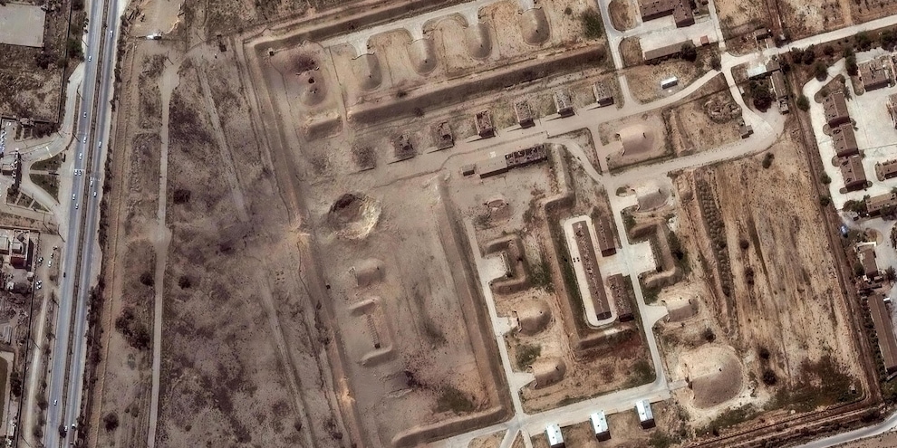 
            
            Iran: nuovo attacco alla centrale nucleare di Bushehr
          