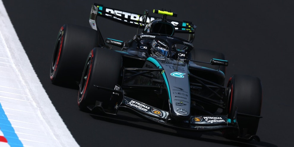 Antonelli back to back, è pole anche in Giappone! Leclerc e Hamilton, le posizioni della Ferrari