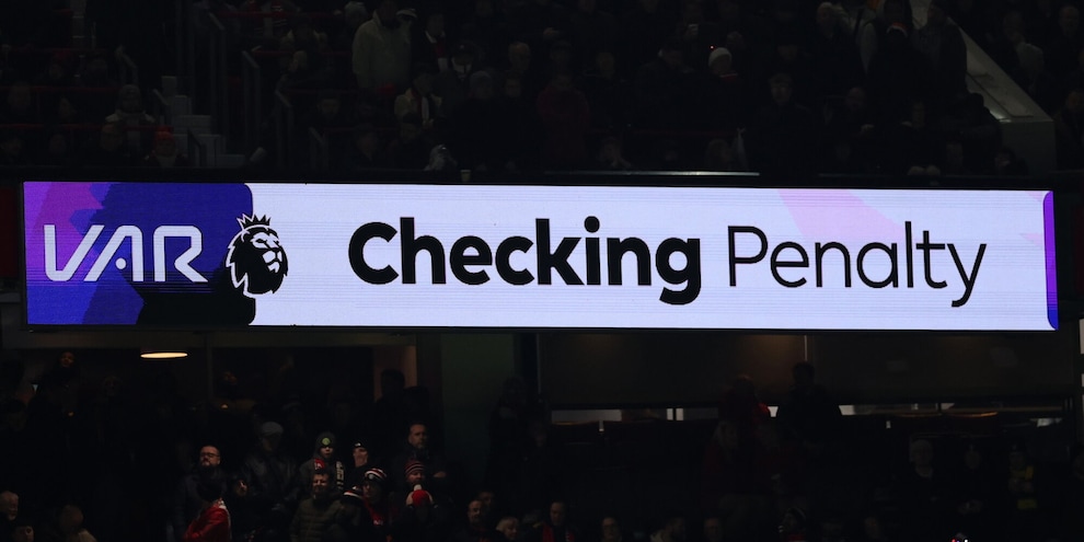 "Il Var ci ha tolto la gioia", in Inghilterra sicuri! La risposta Premier: "Ridurre al minimo..."
