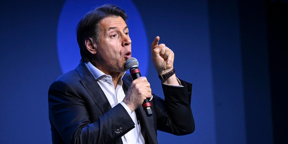 
            
            M5s, avevamo denunciato situazione Sigonella, Difesa spieghi
          