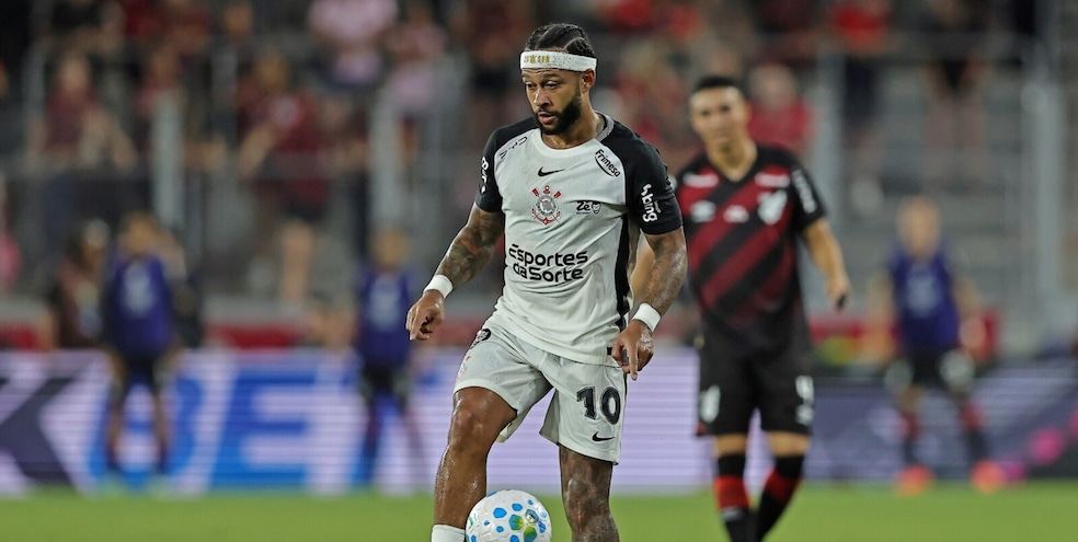 Fluminense in cerca del pokerissimo contro il Corinthians di Depay: quote e pronostico