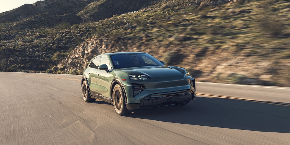 Porsche Cayenne stile e potenza green Porsche Cayenne stile e potenza green