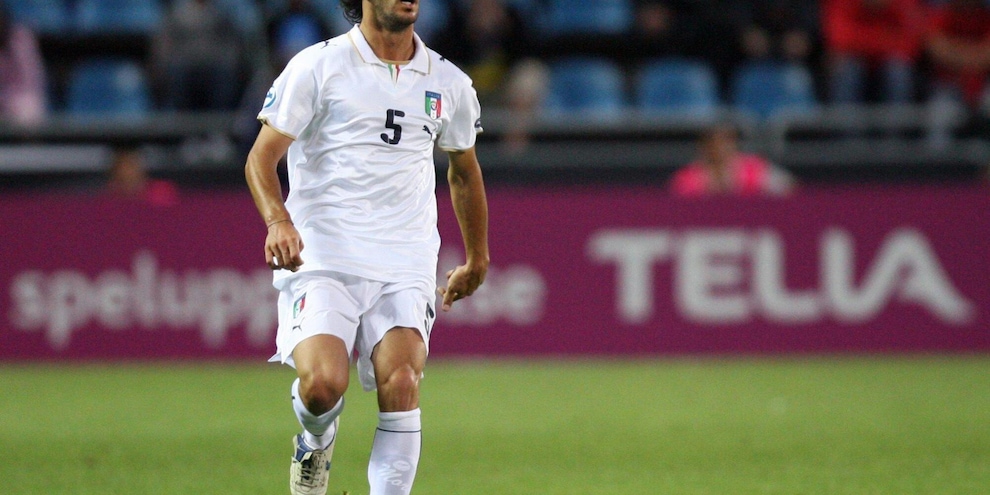 La Lega Serie B onora la memoria di Piermario Morosini
La Lega Serie B onora la memoria di Piermario Morosini