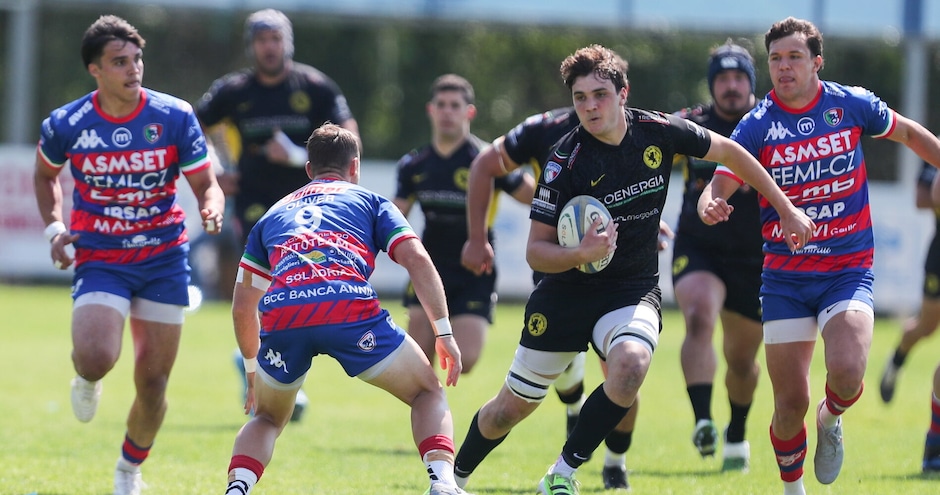 Rovigo vince il big match della 16a giornata della Soladria Serie A Elite contro Viadana e balza al secondo posto in classifica. A Vicenza i Rangers portano a casa la vittoria Rovigo vince il big match della 16a giornata della Soladria Serie A Elite contro Viadana e balza al secondo posto in classifica. A Vicenza i Rangers portano a casa la vittoria