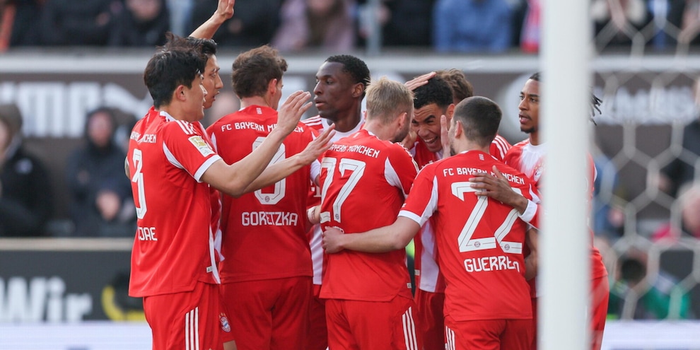 Bayern Monaco esagerato: 5-0 al St. Pauli. Dortmund ko contro il Leverkusen 