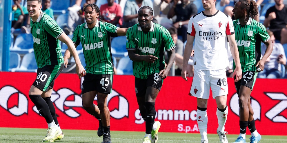 Serie A: Sassuolo-Milan 2-0
Serie A: Sassuolo-Milan 2-0