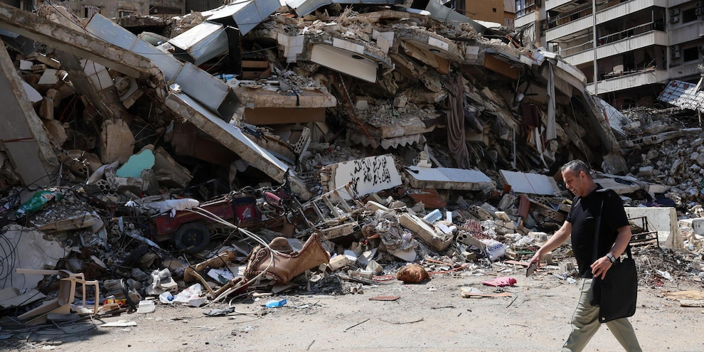 Libano, 'sale a 2.759 il bilancio dei morti per i raid israeliani dal 2 marzo'
Libano, 'sale a 2.759 il bilancio dei morti per i raid israeliani dal 2 marzo'
