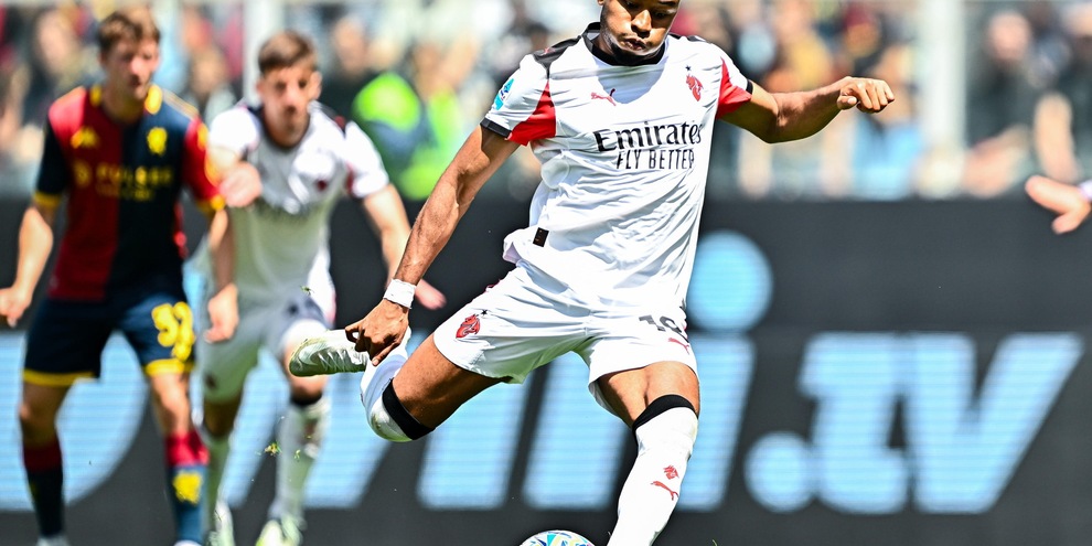 
            
            Serie A: Genoa-Milan 1-2
          